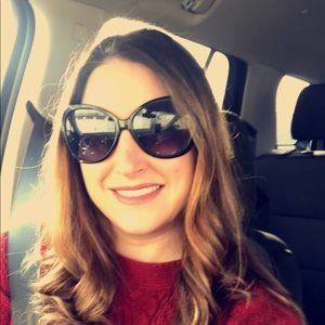 Meet your Posher, Renee